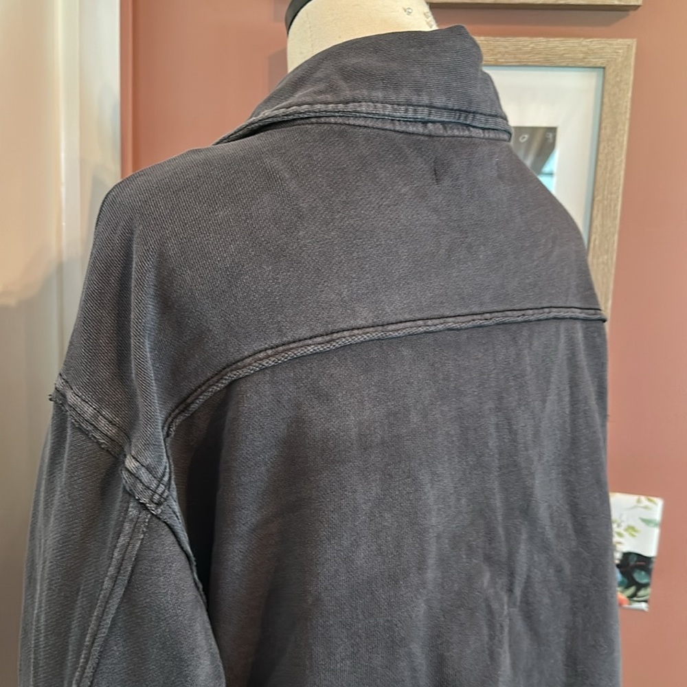 We The Free Saturday charcoal Black Cropped distressed S button cotton Jacket - Picture 9 of 16